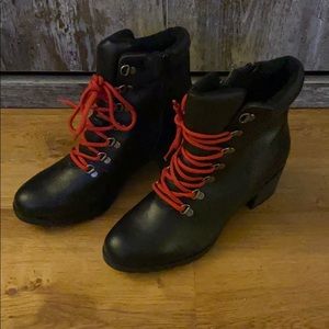 Cougar Boots, worn once, black with red laces